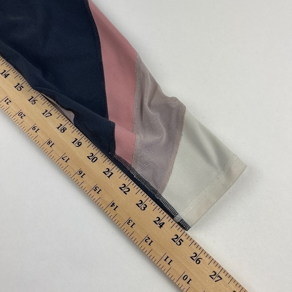 Old Navy Active Elevate Leggings Womens Small Gray Pink Mesh Ankle - Picture 7 of 9